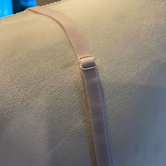 Cosabella GEOMETRIC CHEVRON LACE CAMISOLE IN PINK LILAC - Picture 3 of 5